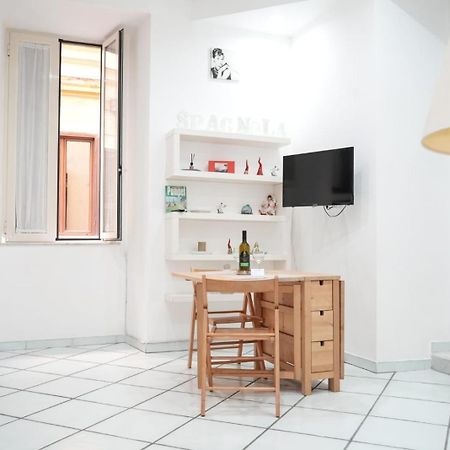 Casa Vacanza La Spagnola نابولي المظهر الخارجي الصورة