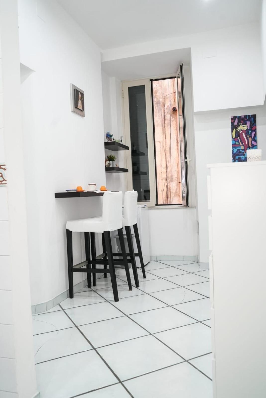 Casa Vacanza La Spagnola نابولي المظهر الخارجي الصورة