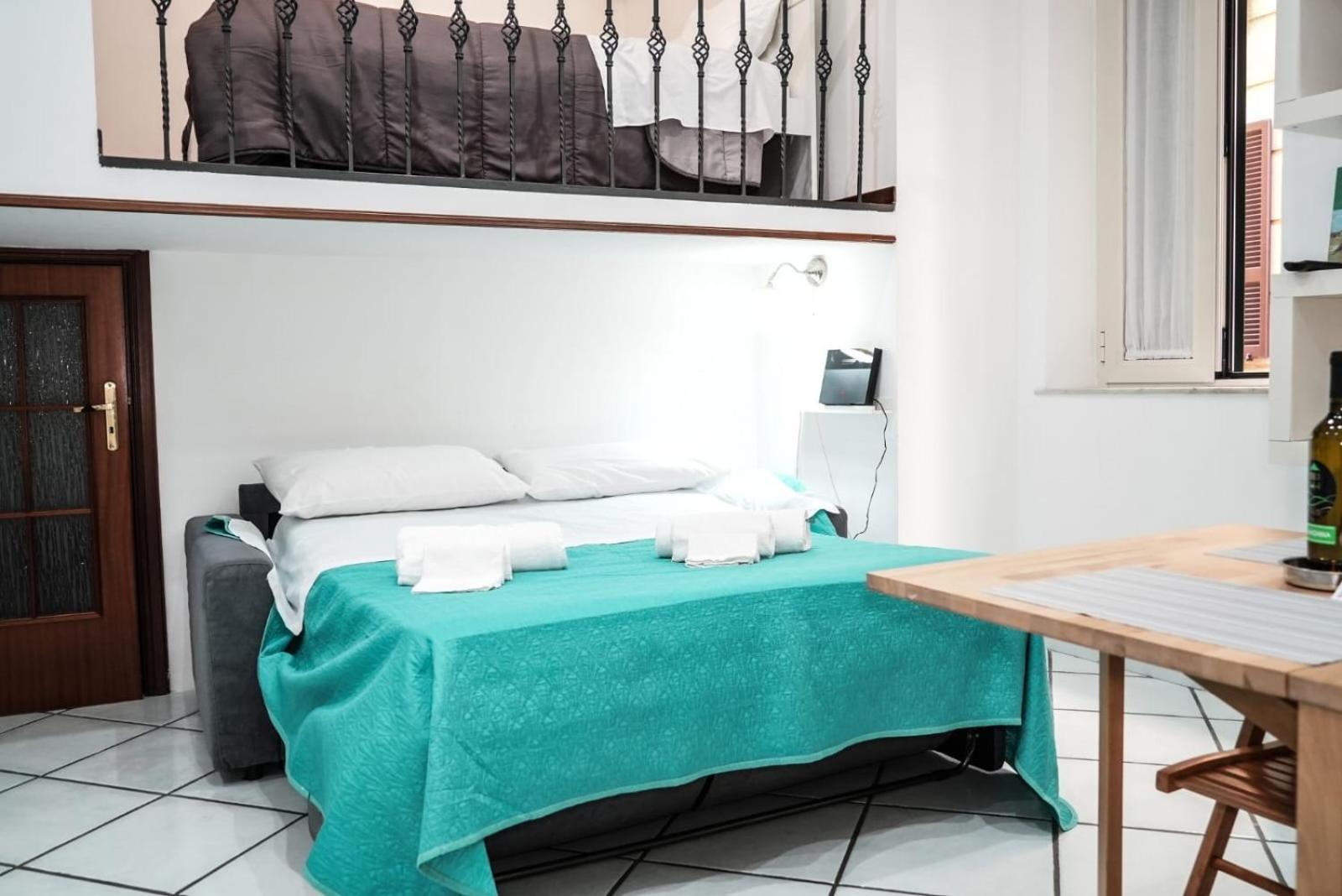 Casa Vacanza La Spagnola نابولي المظهر الخارجي الصورة